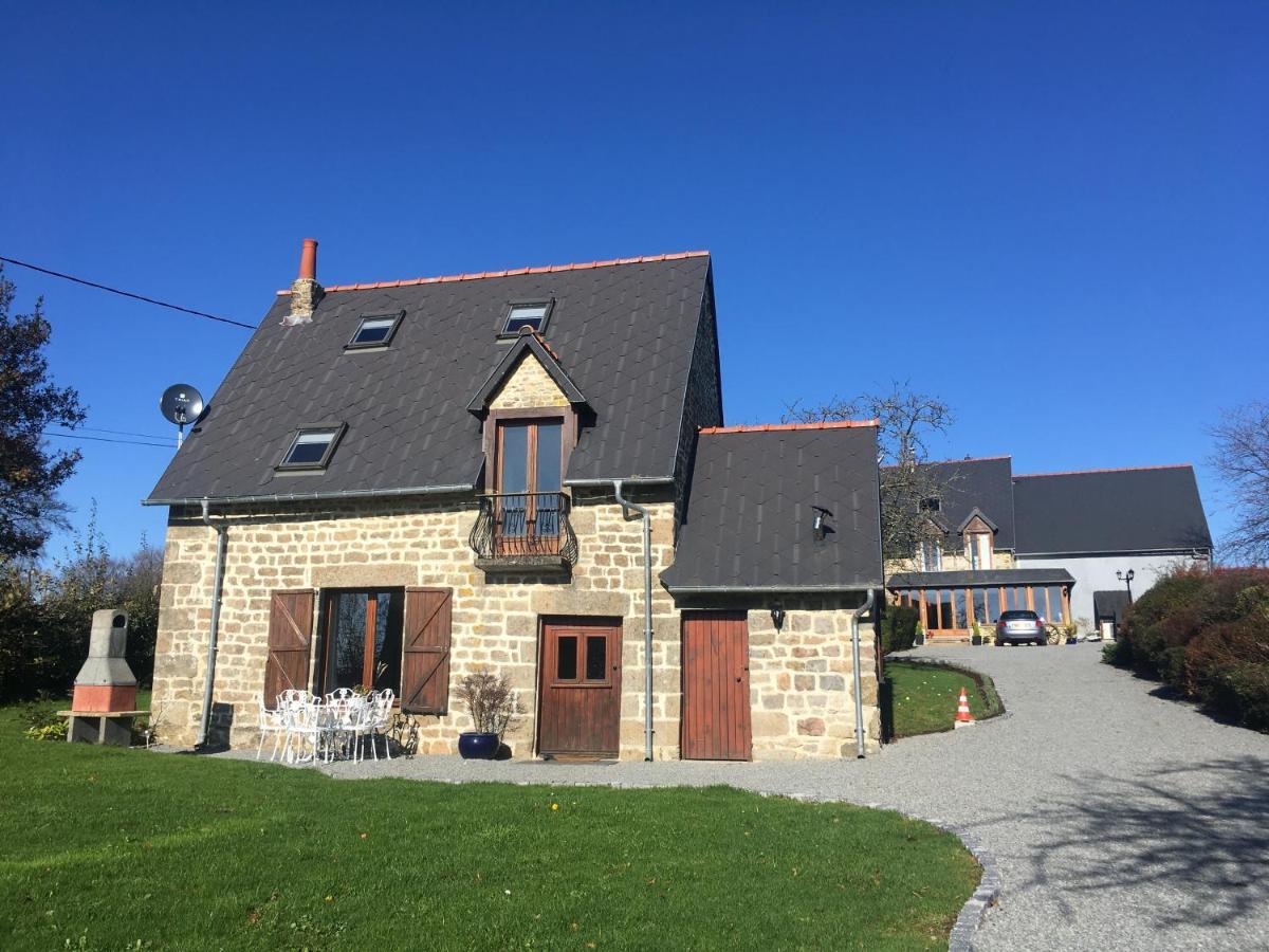 The Gingerbread House Cottage Beauficel Bagian luar foto